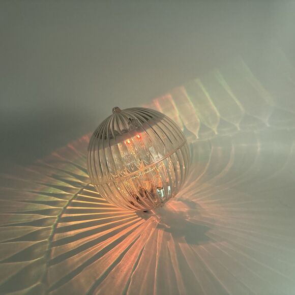 Solar Powered floating led globe light. Deco Products . New. Battery Included - Picture 10 of 10